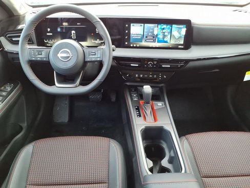 New 2026 Nissan Kicks SR w/ Cold Weather Package AWD/4WD image 10