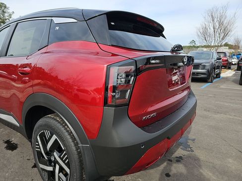 New 2026 Nissan Kicks SV w/ Charging Package image 36