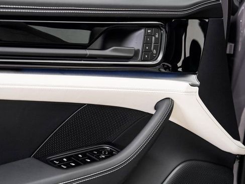 New 2026 Porsche Panamera 4 image 8