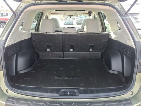 Used 2019 Subaru Forester Premium w/ All-Weather Package image 28