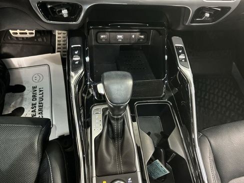 Used 2022 Kia Sorento SX Prestige image 18