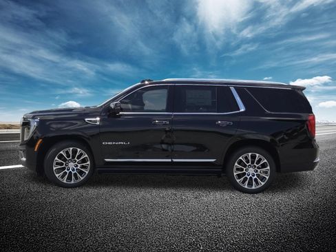 New 2026 GMC Yukon Denali w/ Denali Reserve Package AWD/4WD image 18