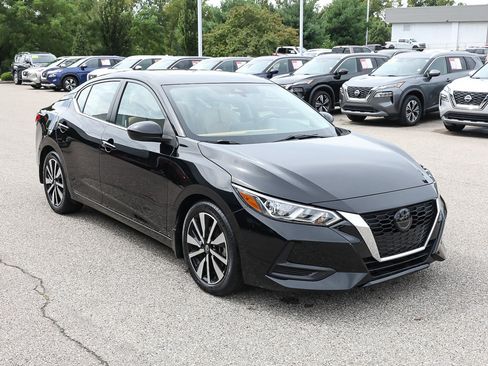 Used 2022 Nissan Sentra SV w/ SV Premium Package FWD image 8