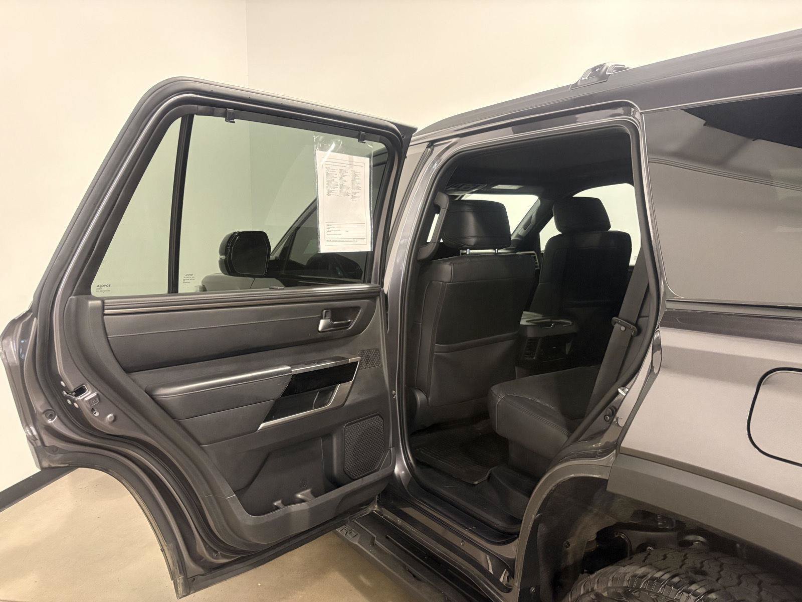 Used 2025 Toyota Sequoia 4WD image 37