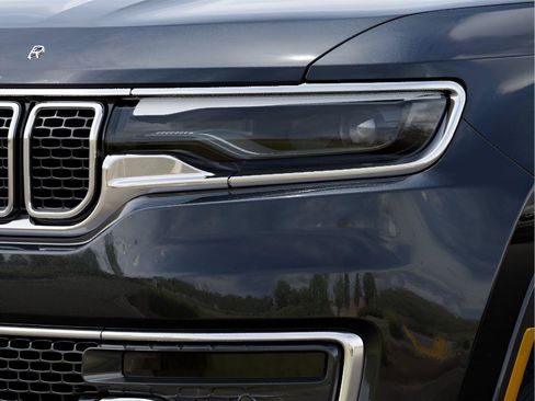 New 2025 Jeep Wagoneer Series III w/ Premium Group I AWD/4WD image 13