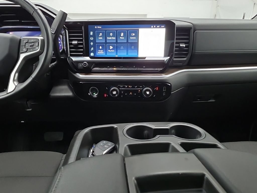 Used 2024 Chevrolet Silverado 1500 LT AWD/4WD image 32