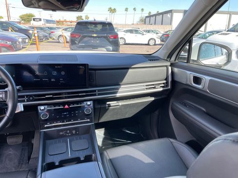 Used 2024 Hyundai Santa Fe SEL image 37