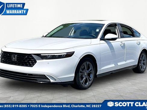 Used 2023 Honda Accord EX-L image 3