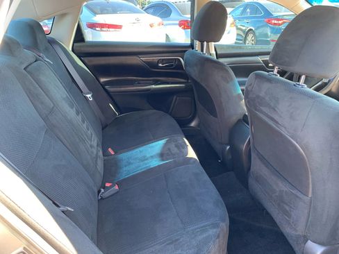 Used 2015 Nissan Altima 2.5 S w/ Power Driver Seat Package FWD image 30