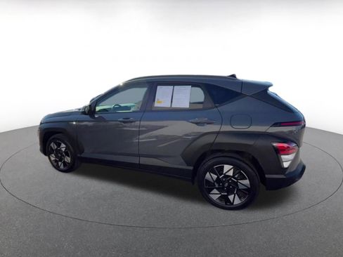 Used 2025 Hyundai Kona SEL image 10
