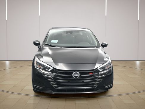 Certified 2025 Nissan Versa SR w/ Trunk Package FWD image 2