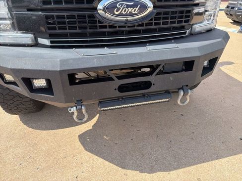 Used 2019 Ford F350 Platinum w/ Platinum Ultimate Package image 18