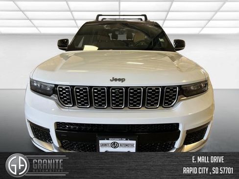 Used 2021 Jeep Grand Cherokee L Summit AWD/4WD image 8