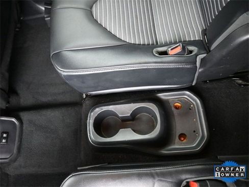 Used 2021 Toyota Highlander XSE image 23