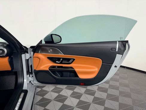 Used 2022 Mercedes-Benz SL 55 AMG 4MATIC image 31