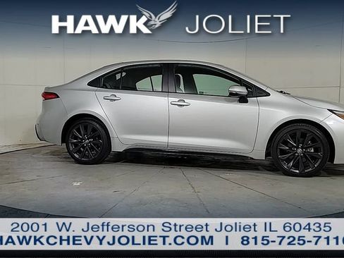 Used 2024 Toyota Corolla SE image 8