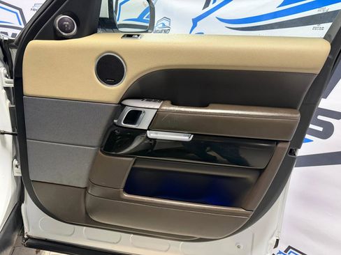 Used 2018 Land Rover Range Rover Sport HSE image 24