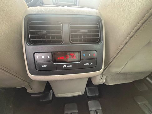 Used 2012 MAZDA CX-9 Grand Touring w/ Moonroof & Bose Audio Pkg image 34