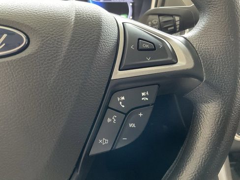 Used 2020 Ford Fusion SE image 13