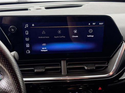 Used 2024 Chevrolet Trax RS w/ Driver Confidence Package image 14