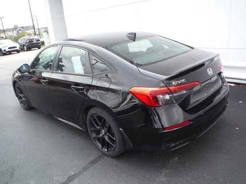 Used 2024 Honda Civic Sport image 8
