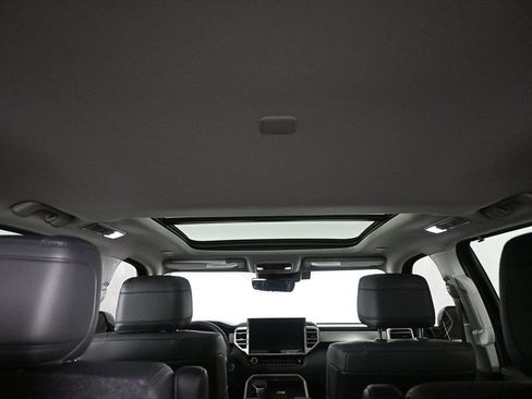 Used 2024 Toyota Sequoia Limited image 19