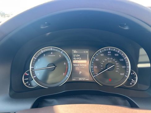 Used 2017 Lexus ES 350 image 9