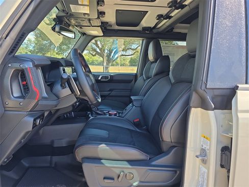New 2025 Ford Bronco Raptor w/ Interior Carbon Fiber Pack image 38