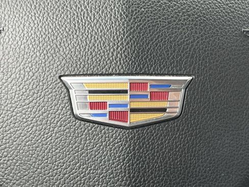 Used 2019 Cadillac Escalade ESV Premium Luxury image 49