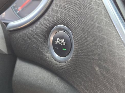 Used 2021 Chevrolet Malibu LT image 12