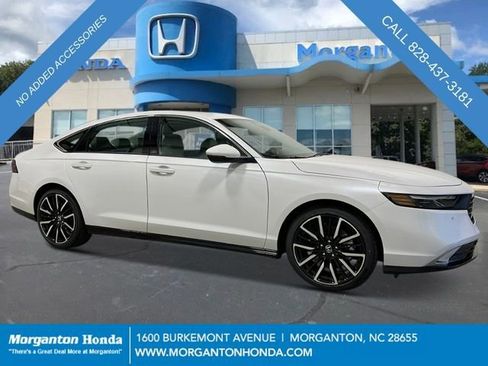 New 2025 Honda Accord Touring image 9