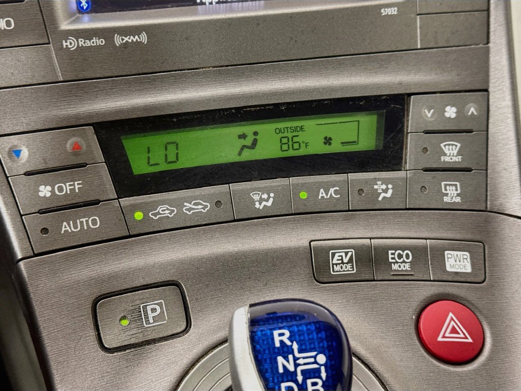 Used 2014 Toyota Prius Three FWD image 18