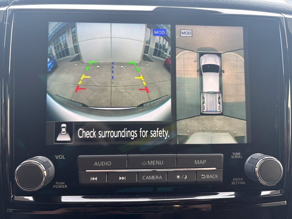 Used 2024 Nissan Titan Platinum Reserve w/ Moonroof Package AWD/4WD image 20
