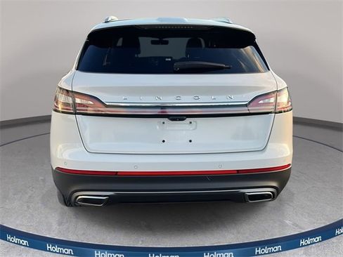 Certified 2022 Lincoln Nautilus Reserve w/ Equipment Group 201A image 6