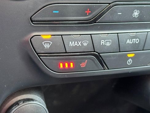 Used 2023 Ford Ranger Lariat w/ Equipment Group 501A High image 19