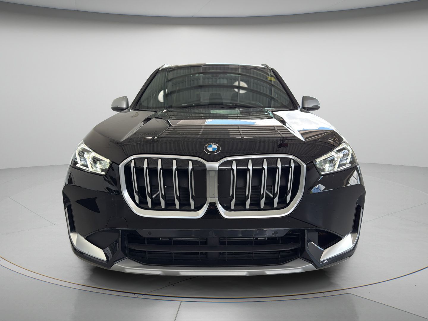 Used 2024 BMW X1 xDrive28i w/ Convenience Package AWD/4WD image 8