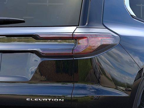 New 2027 GMC Acadia Elevation w/ Super Cruise Package AWD/4WD image 11