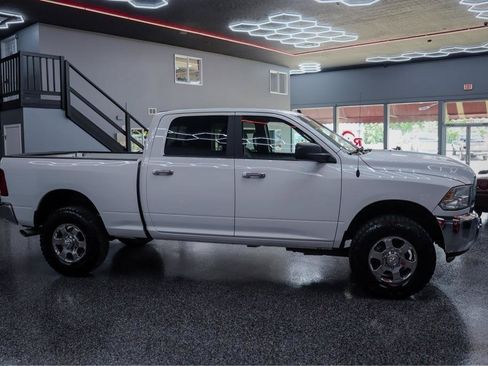 Used 2016 RAM 2500 SLT AWD/4WD image 5