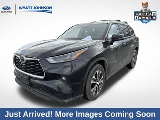 Used 2023 Toyota Highlander XLE 360° Tour