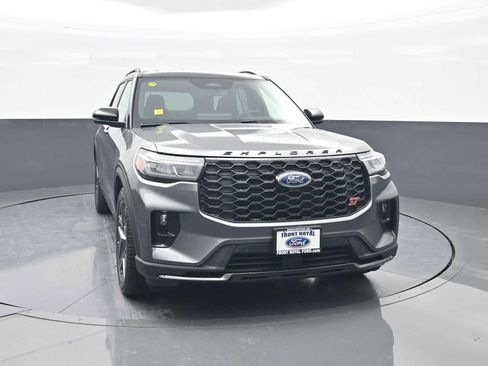 New 2026 Ford Explorer ST image 2