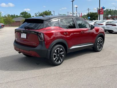 New 2025 Nissan Kicks SV w/ Illumination Package