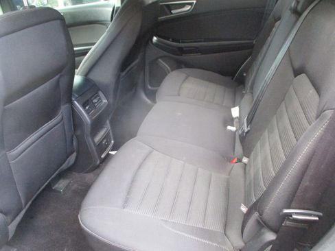 Used 2015 Ford Edge SEL AWD/4WD image 8