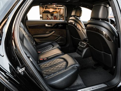 Used 2017 Audi A8 L 4.0T w/ Driver Assistance Package image 41