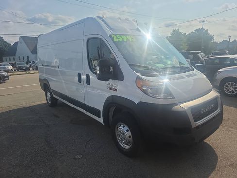 Used 2022 RAM ProMaster 2500 FWD image 6