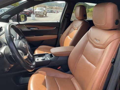 Used 2020 Cadillac XT5 Premium Luxury image 18