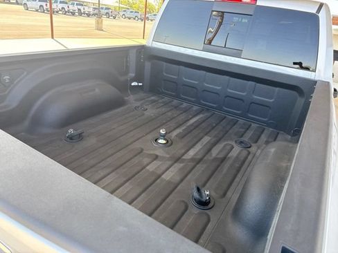Used 2025 RAM 2500 Tradesman AWD/4WD image 10