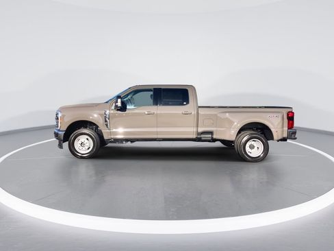 New 2026 Ford F350 XLT w/ XLT Premium Package image 5