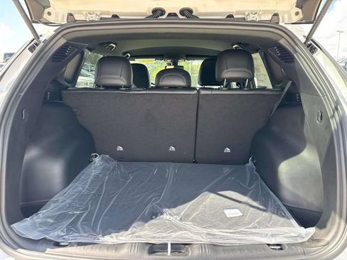 New 2026 Jeep Compass Latitude AWD/4WD image 10