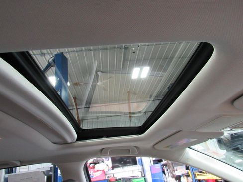 Used 2012 Honda CR-V EX-L image 27