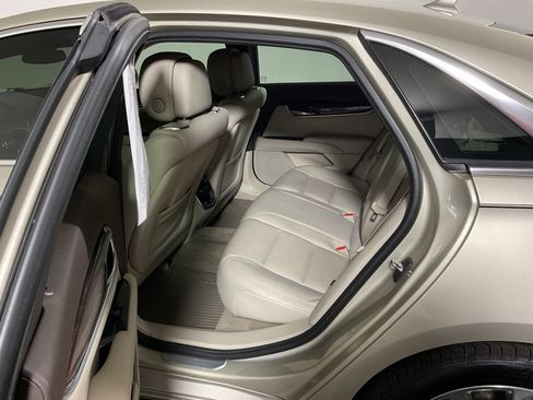 Used 2014 Cadillac XTS Premium FWD image 35